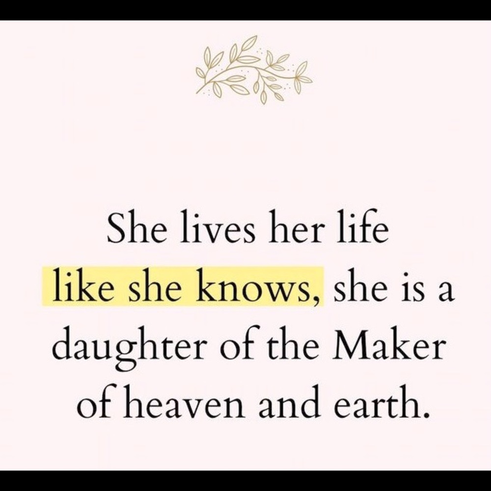 Romans 1:25🌎Worship the🌈Creator, not creation❣️